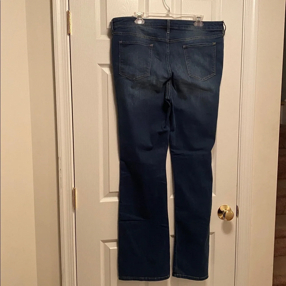 Soho New York & Company Curvy Bootcut Jeans…size 18 Tall - Picture 2 of 6
